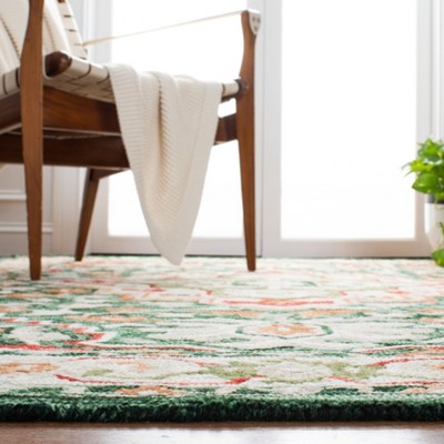 Aspen Red and Green Hand-Tufted Wool Area Rug
