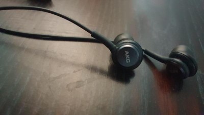 Price of akg discount earphones with s9 plus