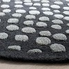 Soho SOH654 Hand Tufted Indoor Rugs - Safavieh - 3 of 4