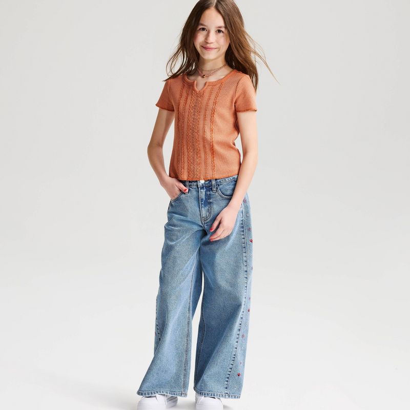 Girls' Short Sleeve Fitted Lace Trim Waffle Knit T-Shirt - Cat & Jack™ Chestnut XS