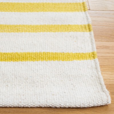 Gold and Ivory Handwoven Wool 4' x 6' Area Rug