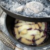 Bayou Classic Pre-Seasoned Cast Iron Dutch Oven w/ Feet Features Flanged Camp Lid Stainless Coil Wire Handle Grip, 8-qt Perfect - 2 of 4