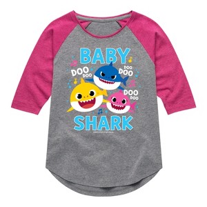 Girls' - Baby Shark - Baby Shark Family Doo Doo Doo Shirt Tail Raglan Graphic T-shirt - 1 of 4