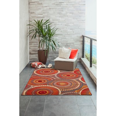 Saffron Round Flat Woven Synthetic Indoor/Outdoor Rug