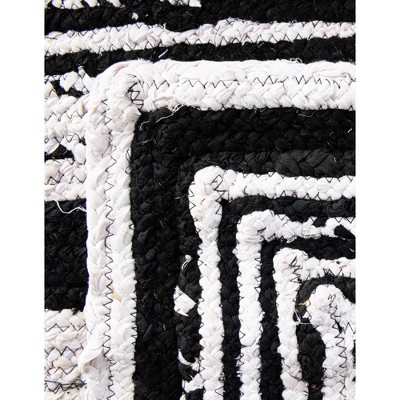 Handmade Black and White Braided Cotton Rectangular Area Rug 8' x 10'