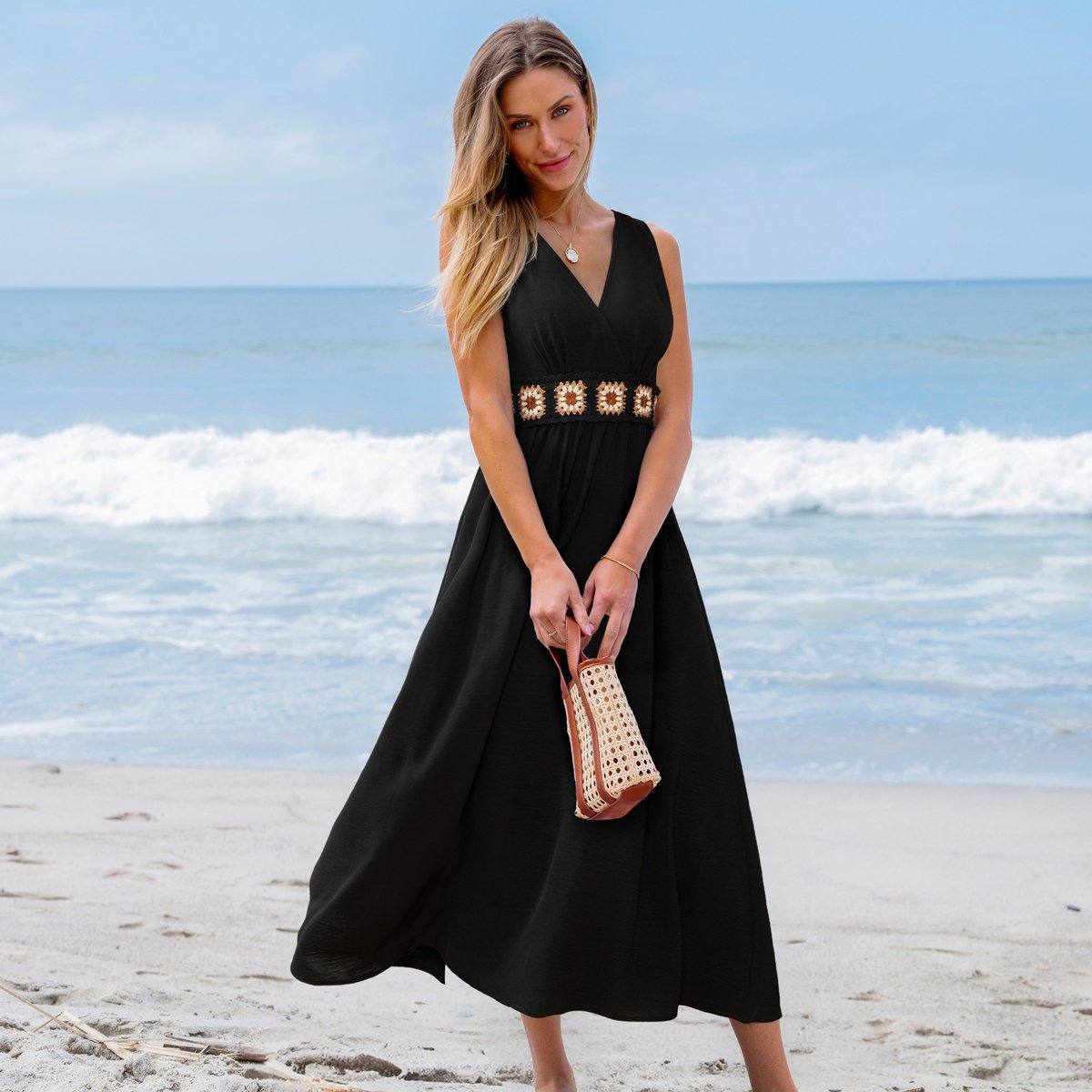 Женские платья Cupshe Women's V-Neck Sleeveless Maxi Dress with Boho Crochet Waist-XL-Black — фото 4