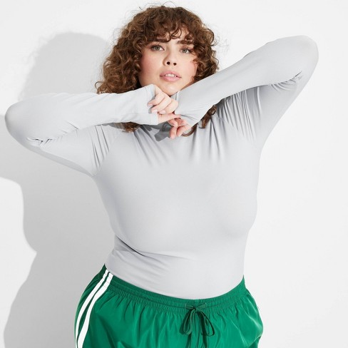 Women s Game Day Long Sleeve Mock Turtleneck T Shirt Wild Fable Silver XXL