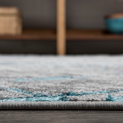 Reversible Abstract Gray Synthetic 4' x 6' Easy-Care Area Rug