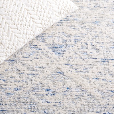 Ivory and Blue Floral Wool Hand-Tufted 4' x 6' Rug