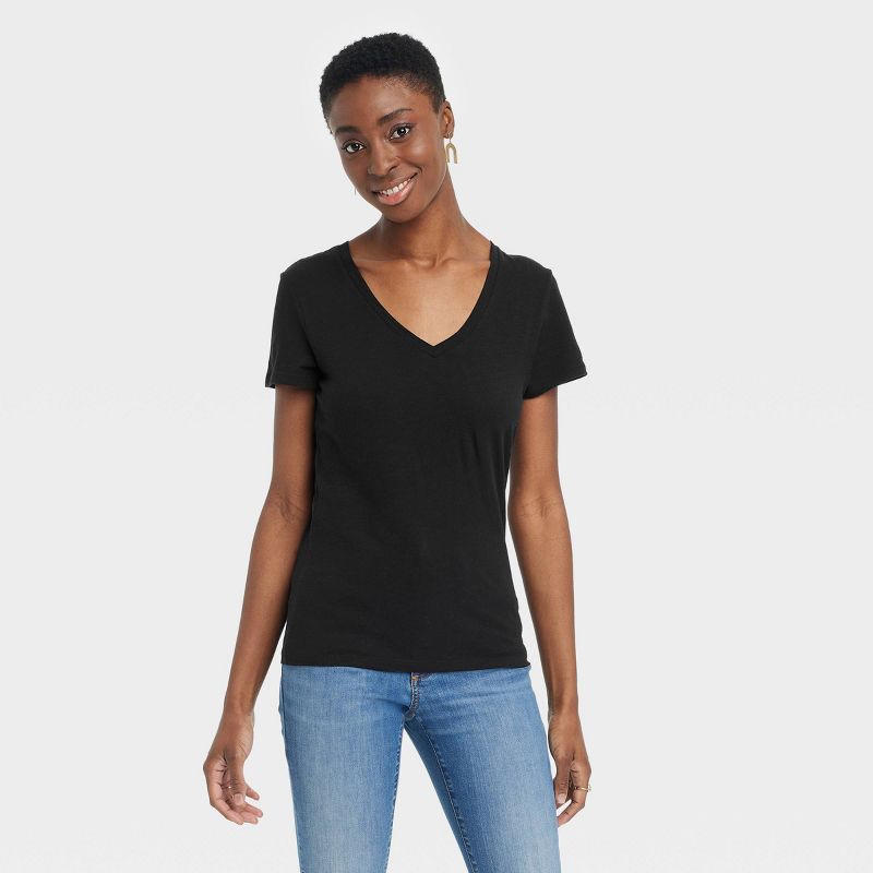 Women's 3pk Fitted V-Neck Short Sleeve T-Shirt - Universal Thread™, 3 of 5