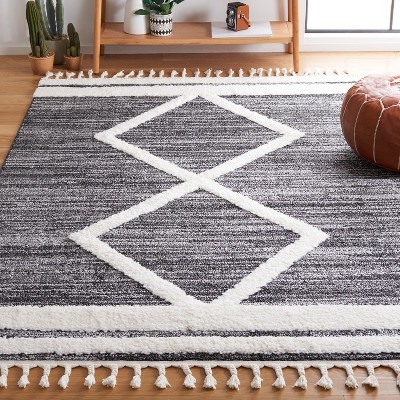 Black and Ivory Diamond Shag Synthetic Area Rug with Braided Tassels