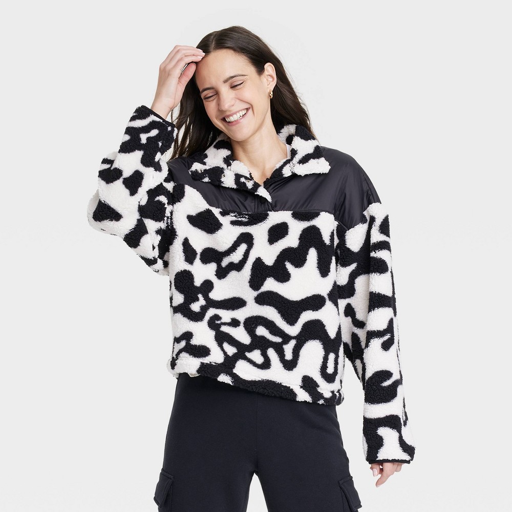  size XX-Large  Women's Pattern Graphic Faux-Fur Jacket 