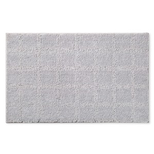 TOWN & COUNTRY EVERYDAY Ultra Plush Solid Tufted Windowpane Bath Mat - 1 of 4