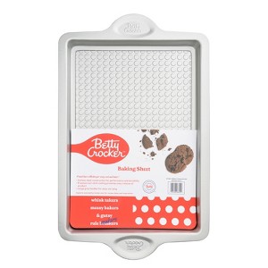 Betty Crocker Carbon Steel 17 x 10.5 x 1 Inch Cooking Sheet - 1 of 4