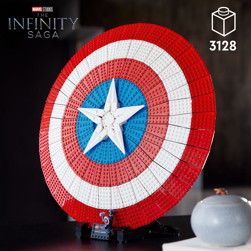 LEGO Marvel Captain America&#39;s Shield Building Model Kit 76262, 3 of 10