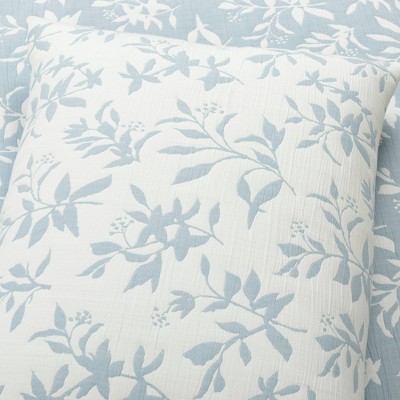 Blue Floral Jacquard Reversible Full/Queen Quilt Set