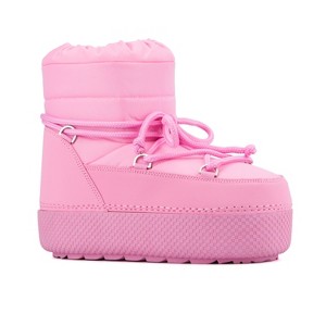Olivia Miller Women's Eclipse Cozy Boots - 1 of 4