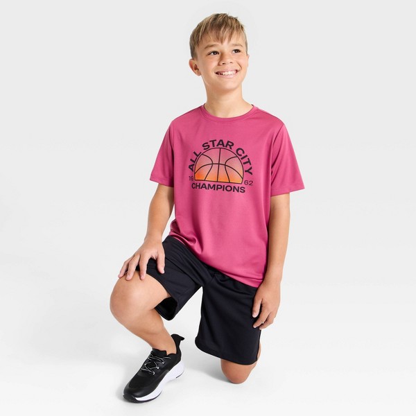 Camisetas gráficas de manga corta para niño - All In Motion™ 4