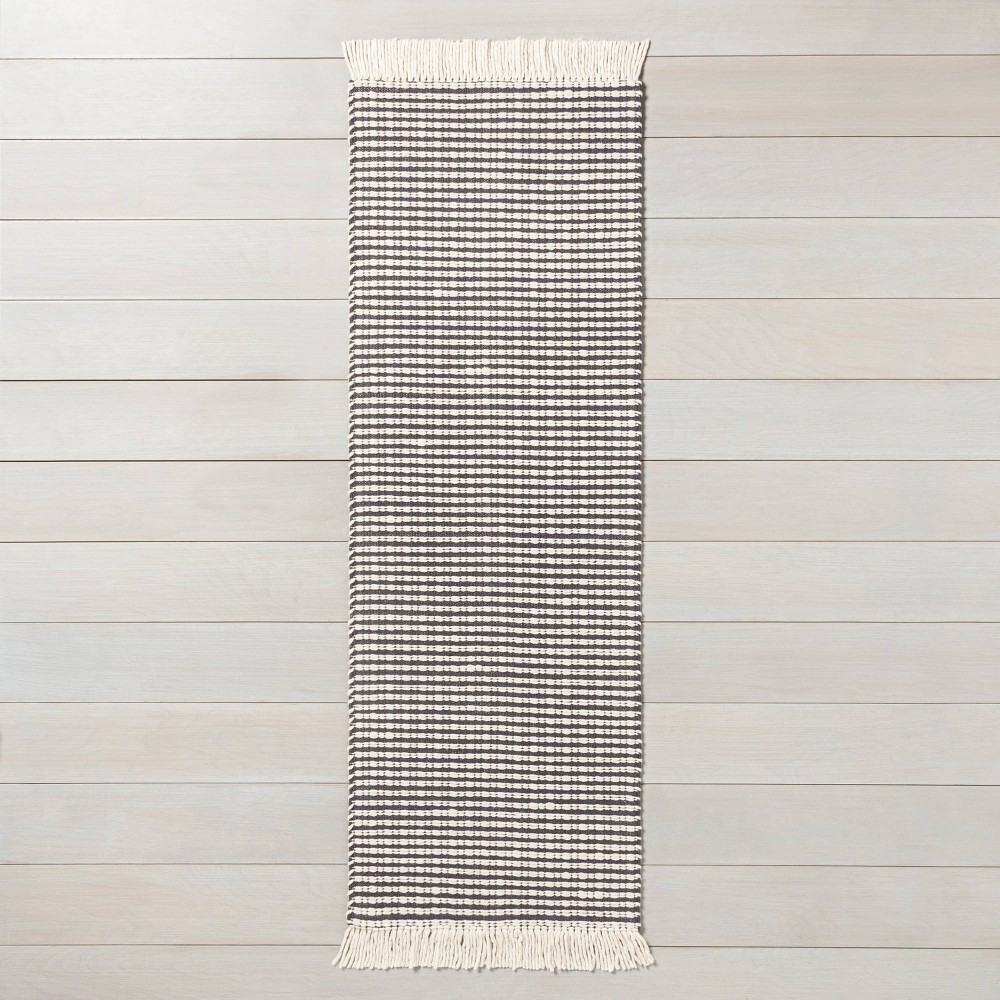  x 7' Textured Stripe Runner Railroad Gray / Sour Cream