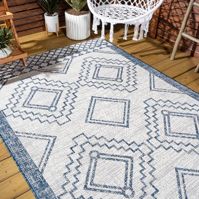 Ivory/Blue Synthetic Medallion Rectangular Easy-Care Rug