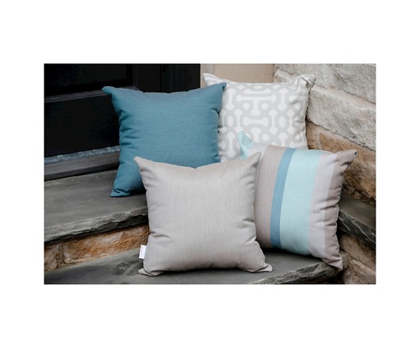 Pillow in Cast - Lagoon - AE Outdoor