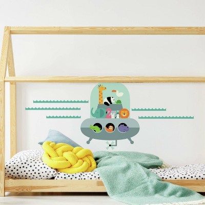 Animal Underwater Expedition Peel and Stick Wall Decals