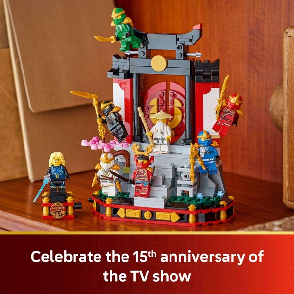 LEGO NINJAGO Exhibidor de Personajes Ninja 15 Aniversario 71866 4