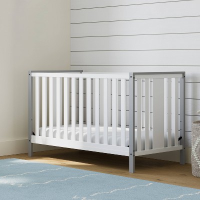 Storkcraft Modern Pacific 4-in-1 Convertible Crib