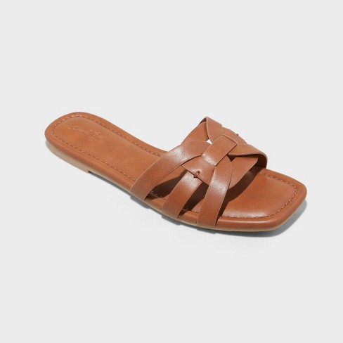 Target universal best sale thread sandals