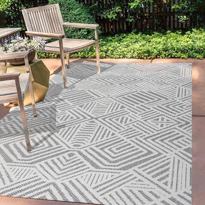Jordan High-Low Pile Art Deco Geometric Indoor/Outdoor Area Rug  - JONATHAN Y