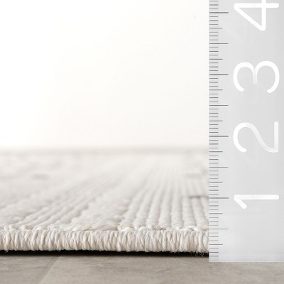 Cream Geometric 4' x 6' Synthetic Indoor/Outdoor Rug