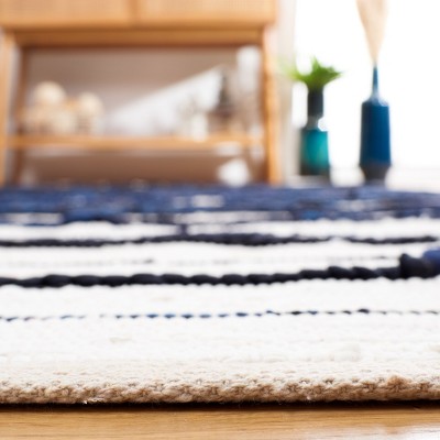 Ivory Cotton-Synthetic Blend Handwoven 4' x 6' Montauk Area Rug