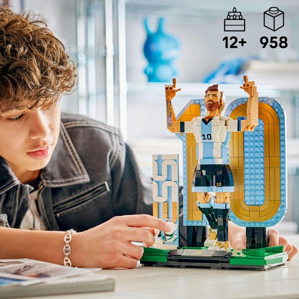 LEGO Editions Lionel Messi – Leyenda del Fútbol 43015 2