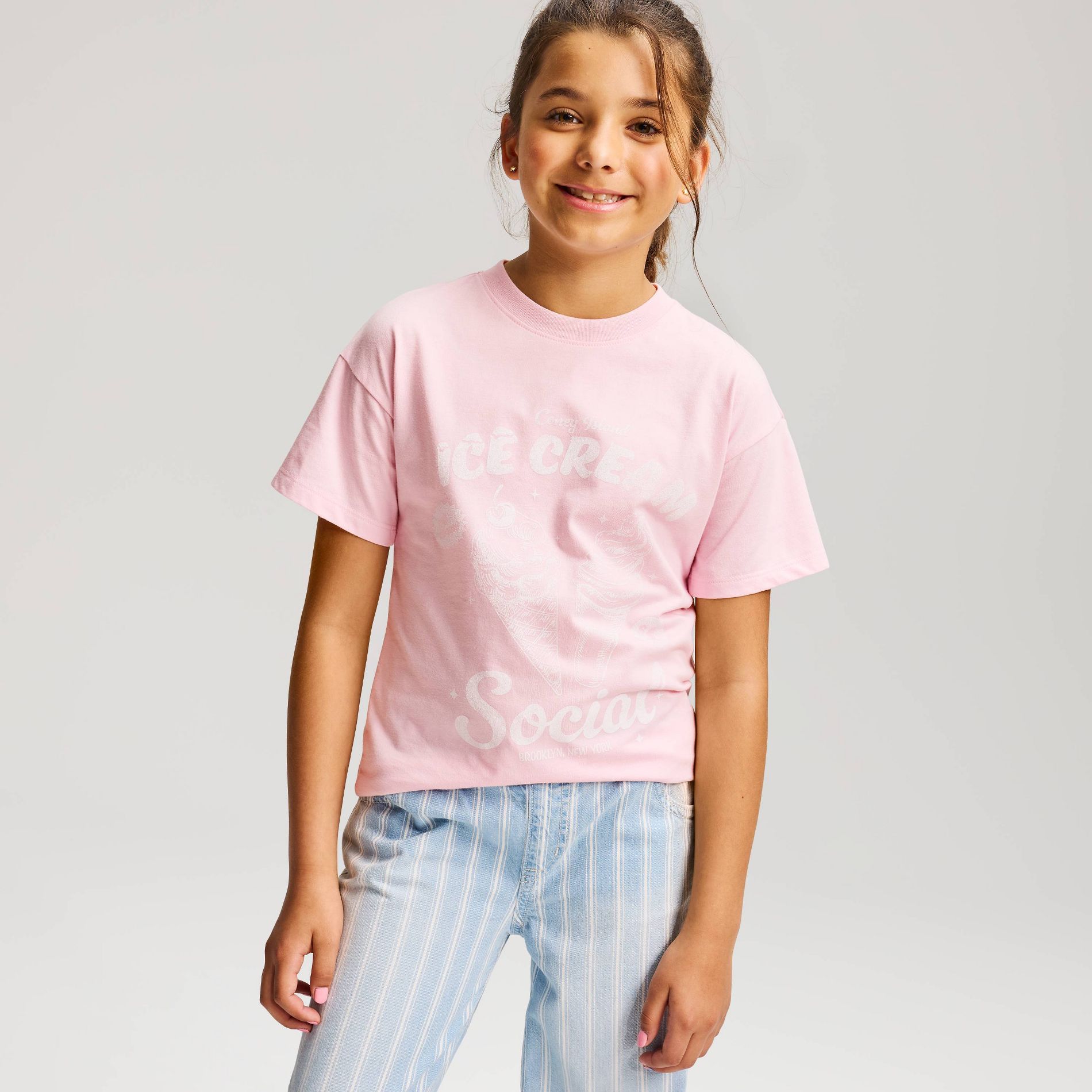 Girls' Oversized Short Sleeve Graphic Jersey T-Shirt - Cat & Jack™ Pink
