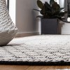 Kilim KLM376 Hand Woven Area Rug  - Safavieh - 4 of 4