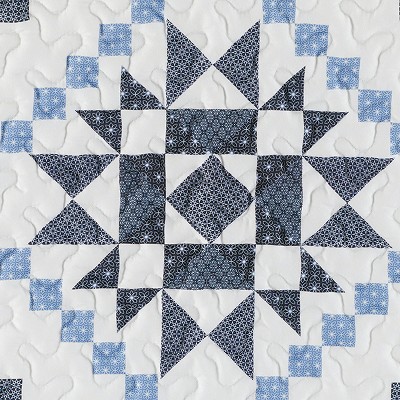 Winston Brands Classic Star Design Patchwork Scalloped Edge Pillow Sham Set (Set of 2)