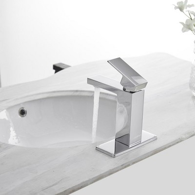 Polished Chrome Single Handle Low-Arc Bathroom Faucet