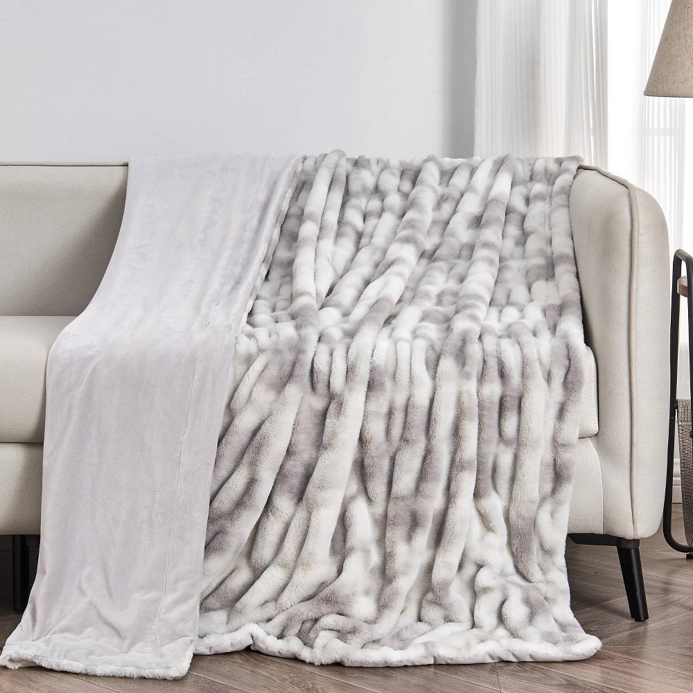 Photos - Duvet 50"x60" Faux Fur Throw Blanket Gray - Isla Jade