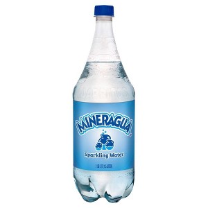 Jarritos Mineragua Club Soda - 52.9 fl oz Bottle - 1 of 3