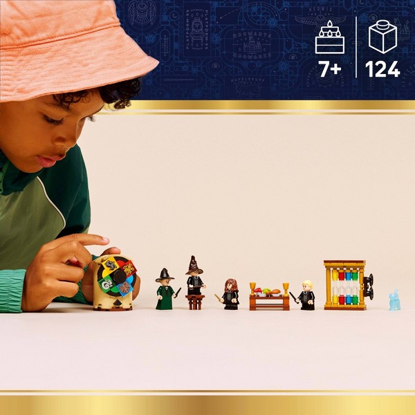 LEGO Harry Potter Castillo de Hogwarts: Ceremonia del Sombrero Seleccionador 76460 2