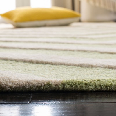 Hand-Tufted Green and Ivory Wool Chevron Area Rug, 4' x 6'