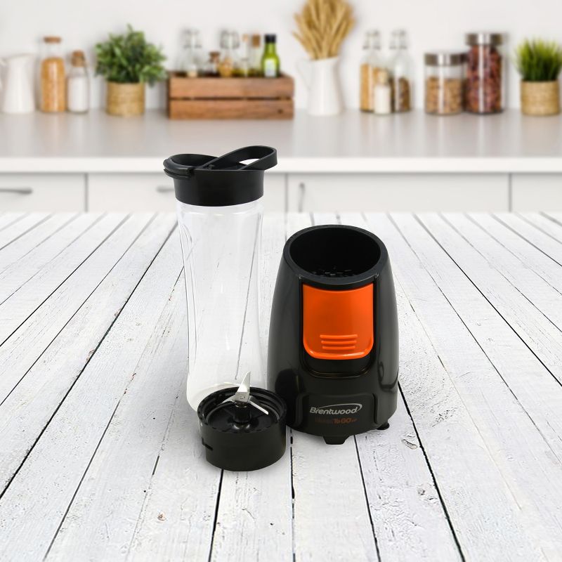 Brentwood Blend-To-Go Personal Blender, 2 of 8