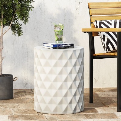 Outdoor LightWeight Concrete Patio End Table,Small Round Minimalist Design Accent Table For Backyard Living Room,No Need Assembly-Coolbibila
