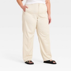Women's Low-Rise Barrel Leg Cargo Pants - Universal Thread™ Cream