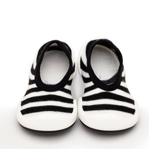 Komuello Baby Girl First Walk Sock Shoes Flat Style - Black White Stripe - 1 of 4