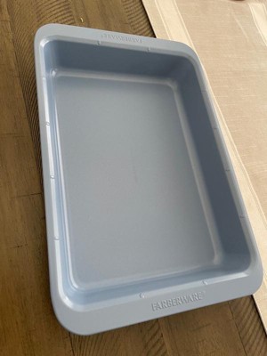 Farberware® 9'' x 13'' Covered Cake Pan - Bakeware