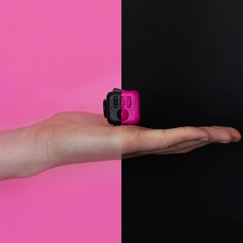 Zuru Zuru Fidget Cube Series 5 | Black, 5 of 6