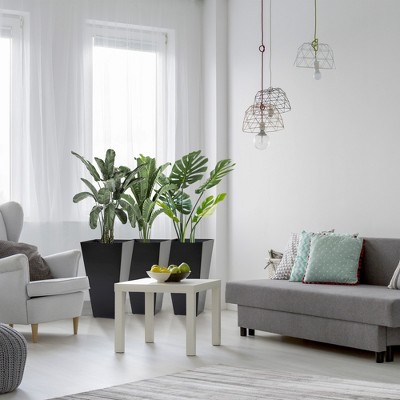 Black Tall Plastic Indoor/Outdoor Planters Set of 3