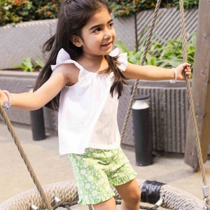 Ola! Otter Co-Ord set - Breezy Daisy- Green - 1 of 4