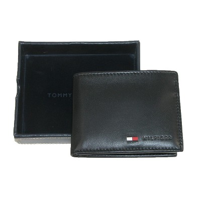 Tommy Hilfiger Men's Leather Stockton Passcase Bifold Wallet, Black